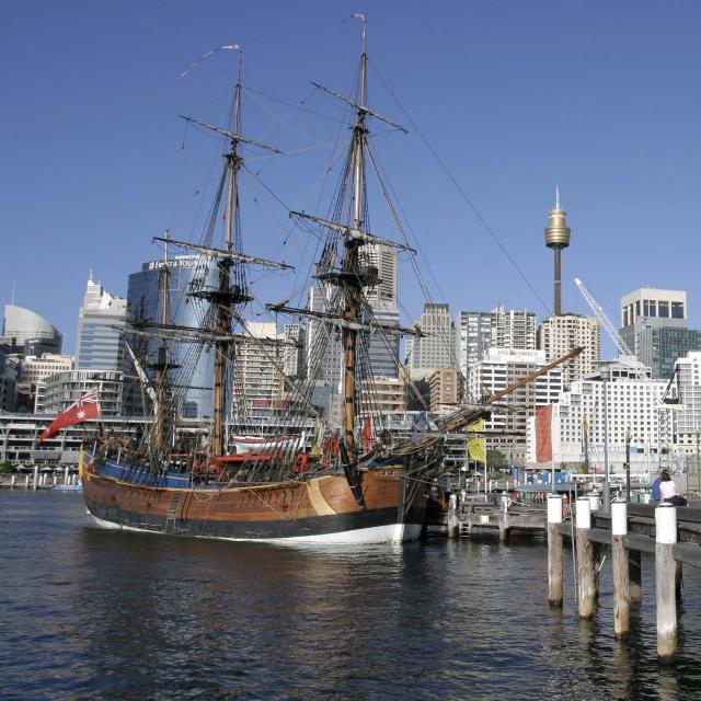 Tall ship endeavour at the museum